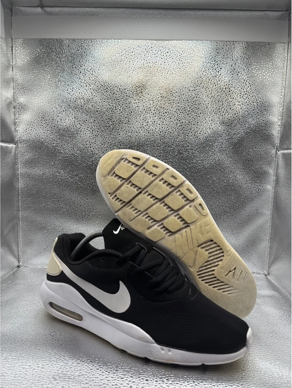 Nike air max oketo black white
